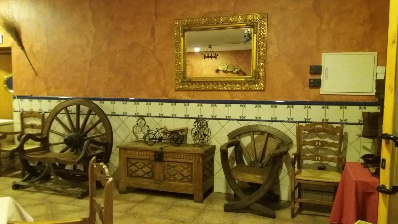 Hostal セセーニャ エクステリア 写真