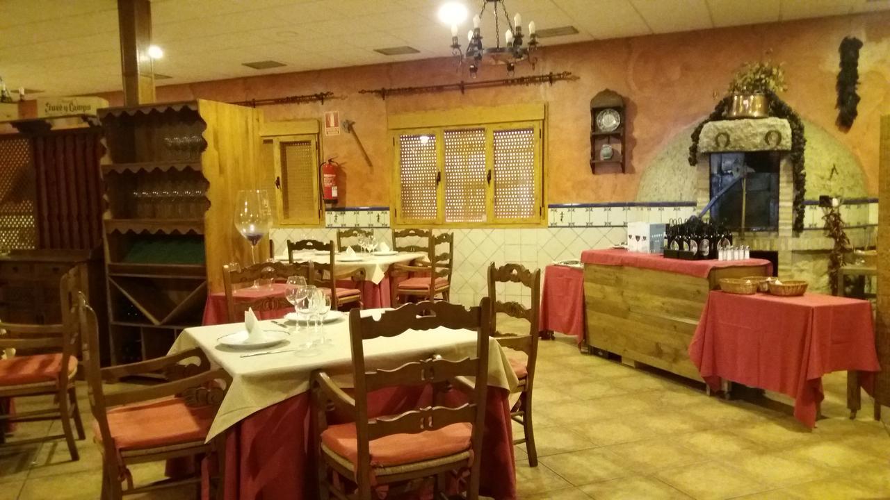Hostal セセーニャ エクステリア 写真