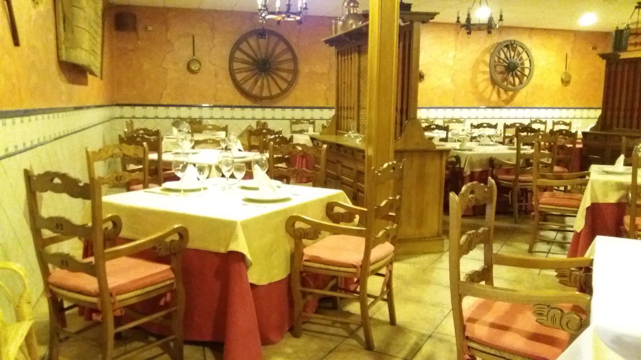 Hostal セセーニャ エクステリア 写真